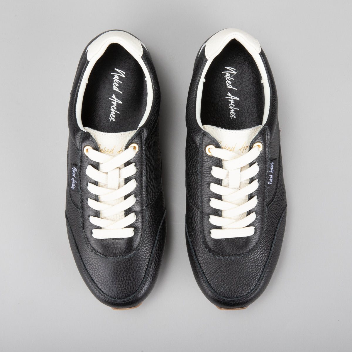Bovi - Black Pebbled Leather