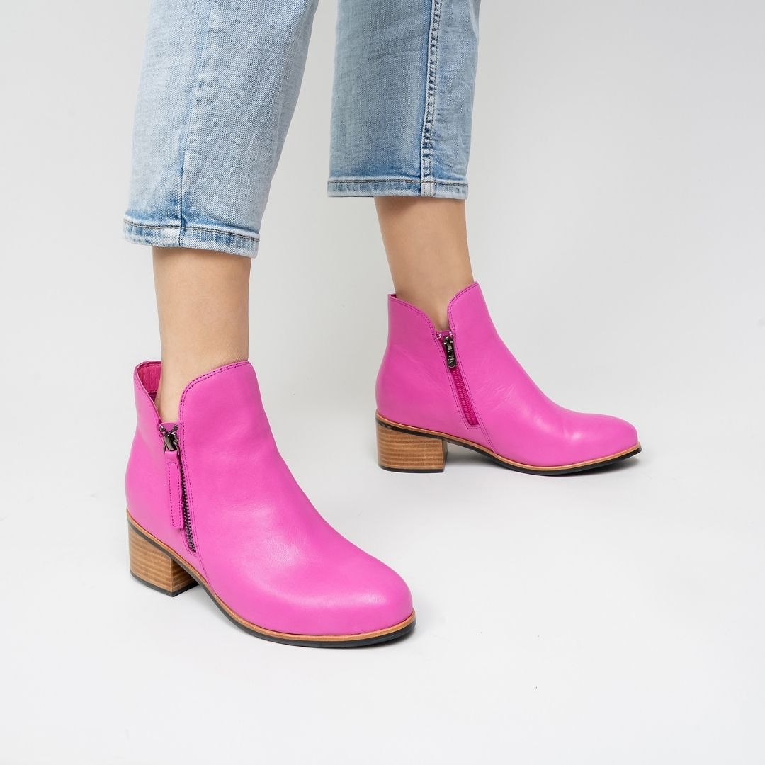 Oxley 2.0 - Hot Pink - Naked Arches