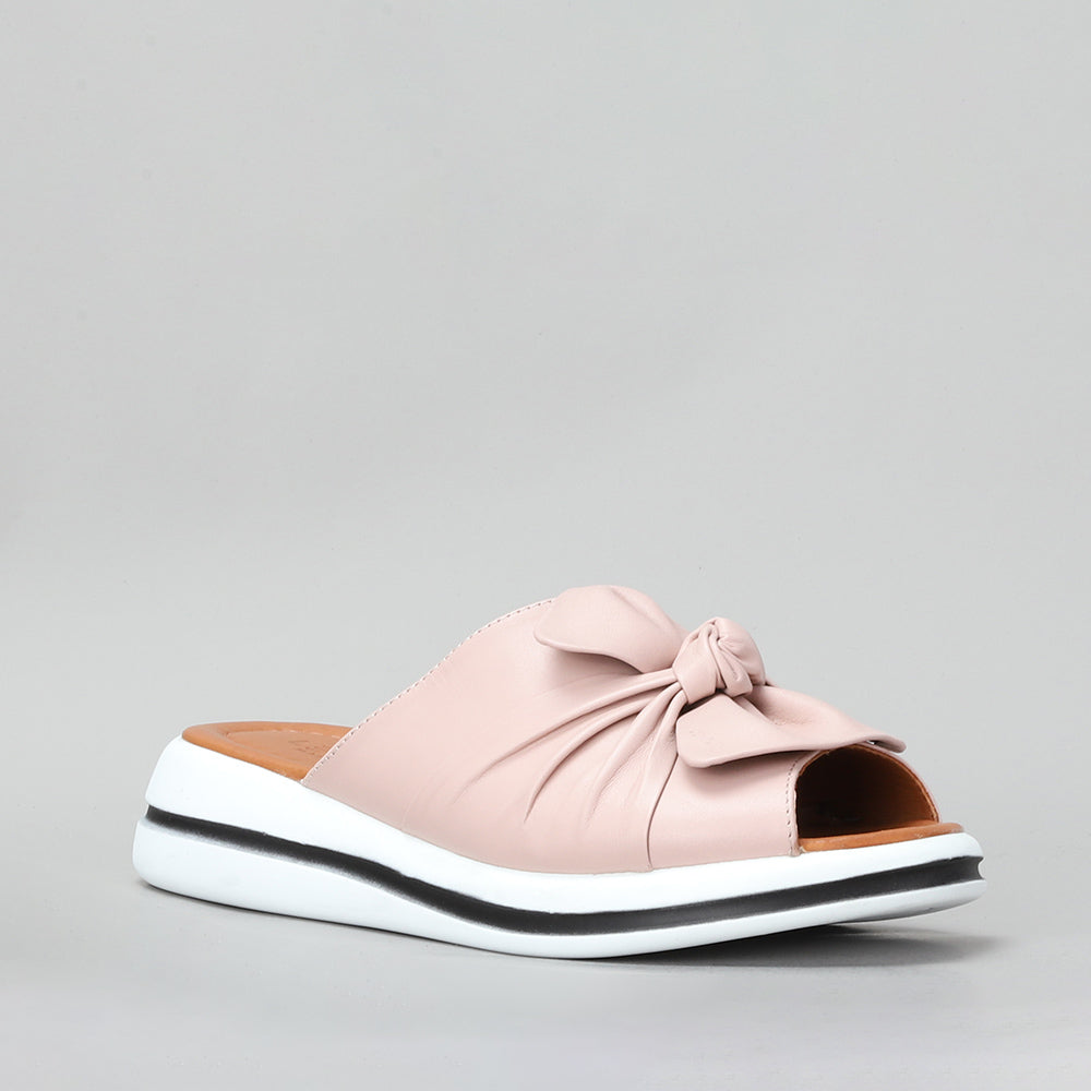Salsa - Blush - LE SANSA